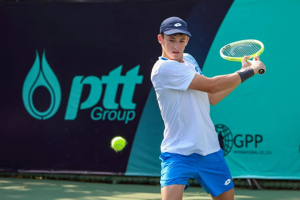 ระบบพัฒนาเยาวชนเทนนิสของสหราชอาณาจักร